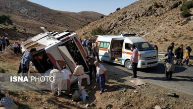 دستور وزیر راه برای بررسی سانحه واژگونی اتوبوس خبرنگاران