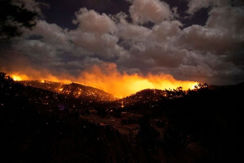 تخریب صدها خانه در حریق جنگلی نیومکزیکو/ هزاران نفر متواری شدند