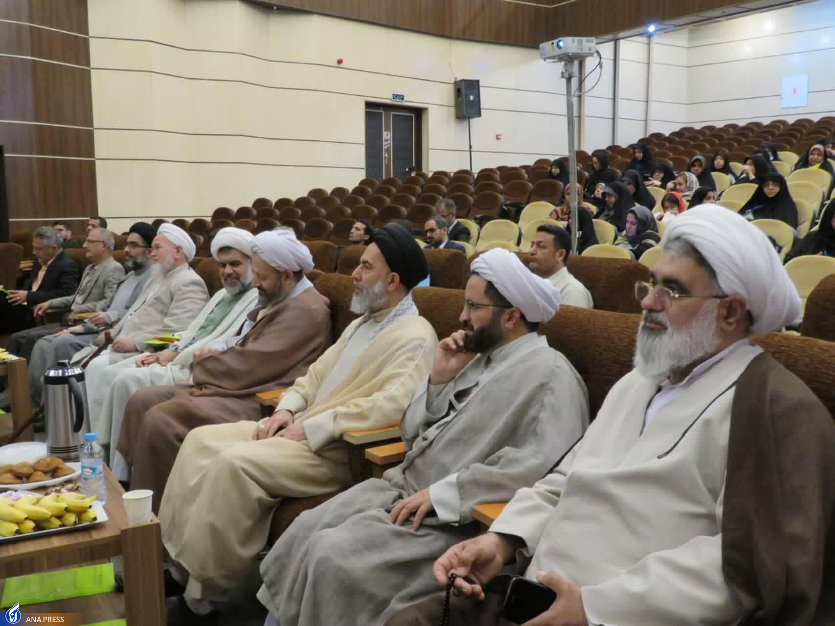 تبیین مهدویت با تجمیع اعتقادات ادیان الهی در حوزه منجی‌گرایی