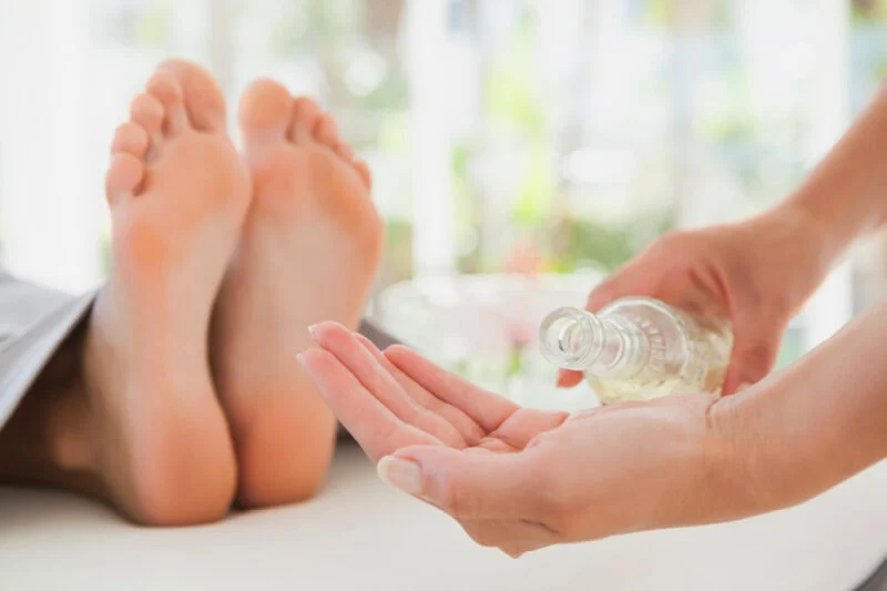 Foot pain and its home remedies
