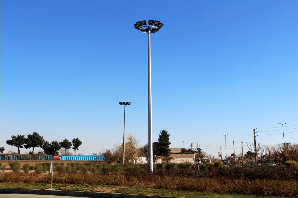 Light tower or lighting tower