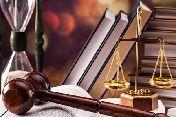 معیارهای کلیدی برای انتخاب بهترین کتاب حقوق اداری