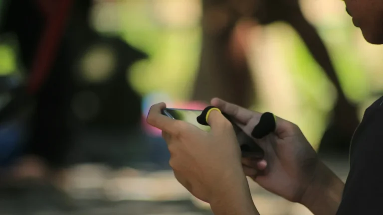 تحریم شکن برای خبرخوان‌ها؛ دسترسی به منابع دست‌اول جهان با ترب